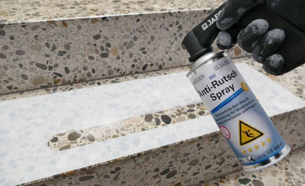  Find out more about the anti-slip spray here