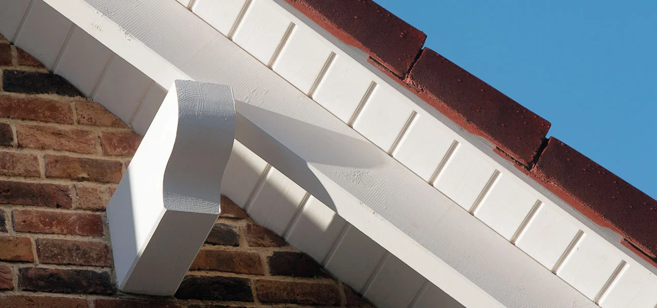 Vordach mit Wetterschutzfarbe streichen Vordach mit Wetterschutzfarbe streichen